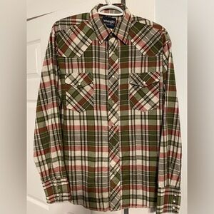 Men’s Large Wrangler Pearl Snap Button Down